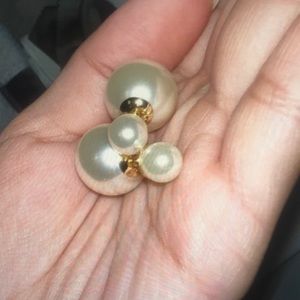 Dior Mise pearl Earrings